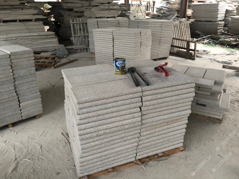 压顶石荔枝面.虾红 - 石材商圈 - 石材app - 石猫,石材搜索专家